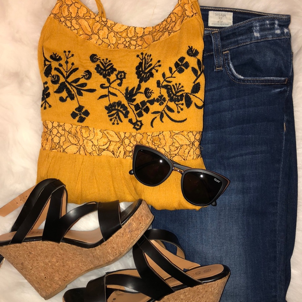 Embroidered lace tiered cami